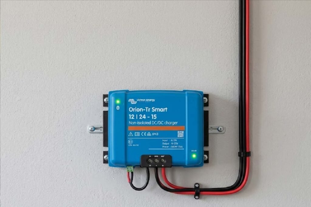 Victron Ladegerät: Wenn Solar allein nicht immer ausreicht Laderegler: Victron-Systeme